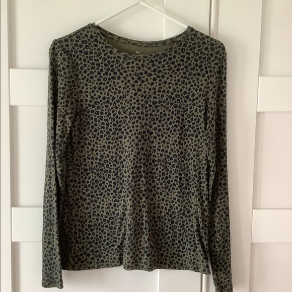 Talbots long sleeve cotton leopard print top - Picture 3 of 3